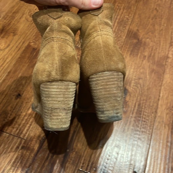 Blondo Waterproof wedge Booties - Picture 2 of 4